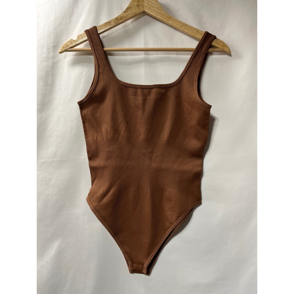OQQ Womens Ribbed Bodysuit Brown Sleeveless Scoop‎ Neck Stretch Large
